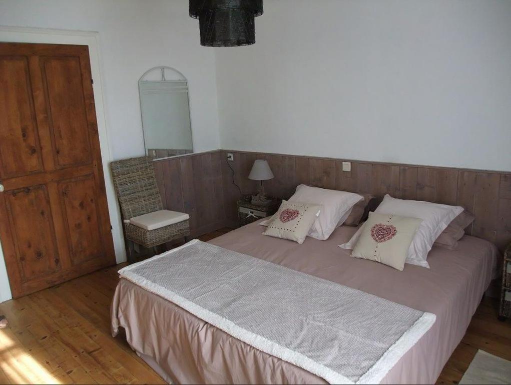Le Domaine Du Grand Cellier Gites Appartement En Savoie Tournon-sur-Rhône Eksteriør bilde